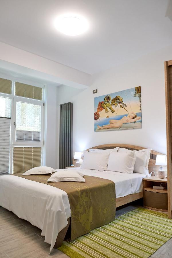 Crystal 26 Apartment Alezzi Spa Pool Beach Resort Năvodari Esterno foto